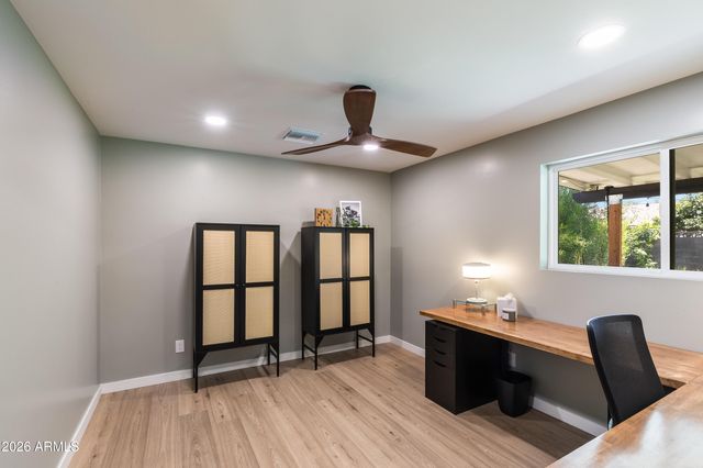8145 N 1st Drive, Phoenix, AZ 85021