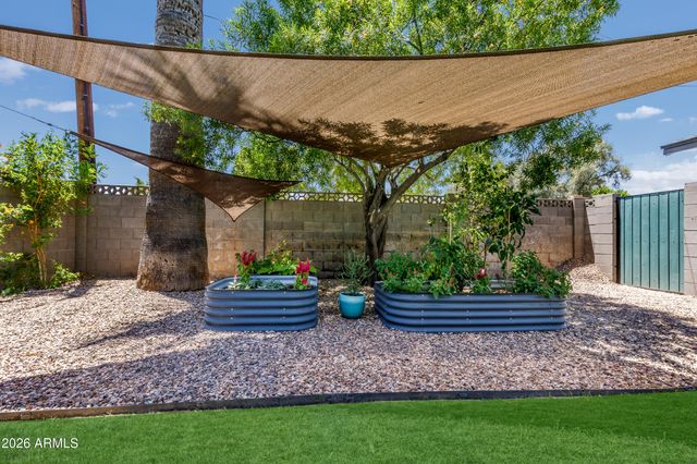 8145 N 1st Drive, Phoenix, AZ 85021