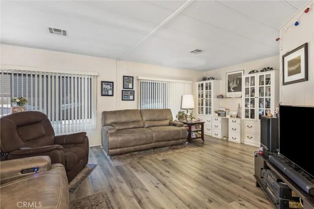 35218 Fir 213, Yucaipa, CA 92399