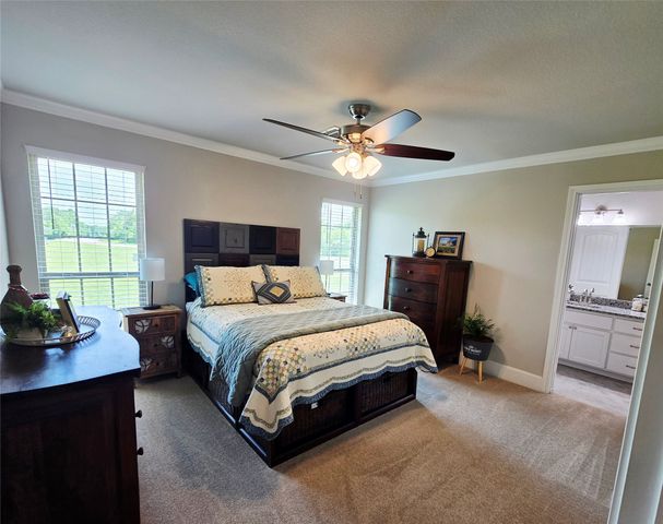 101 E Whitewright Road, Savoy, TX 75479