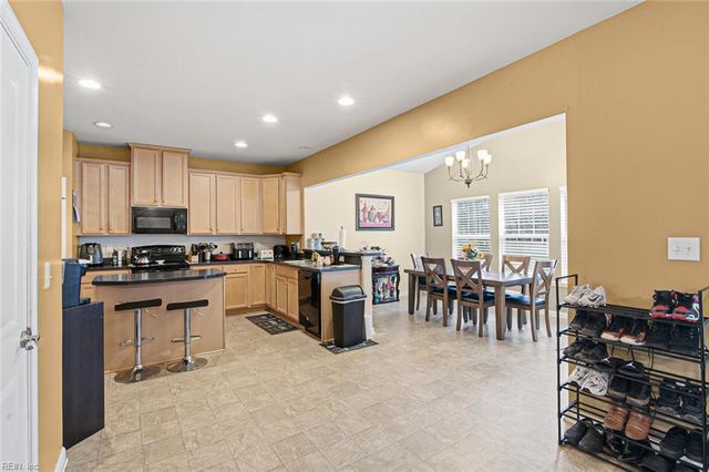 13428 Harbor DR, Carrollton, VA 23314