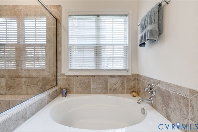 536 Totten Dr, Midlothian, VA 23113