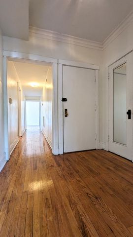 3819 W Fillmore Street, Chicago, IL 60624