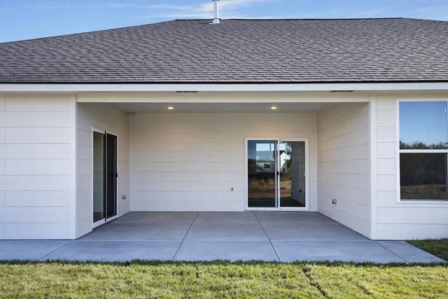 5511 N St. Paul St., Wichita, KS 67204