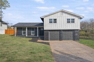 5240 Omalley Lane, Stone Mountain, GA 30088