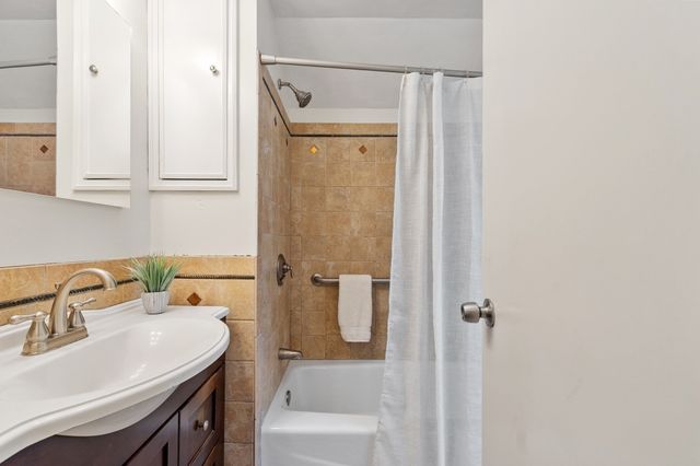 44 Clark St, Wilmington, MA 01887