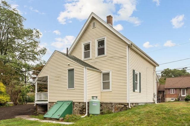 44 Clark St, Wilmington, MA 01887