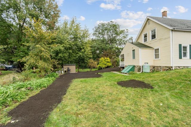 44 Clark St, Wilmington, MA 01887