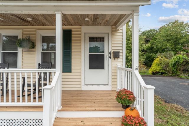 44 Clark St, Wilmington, MA 01887