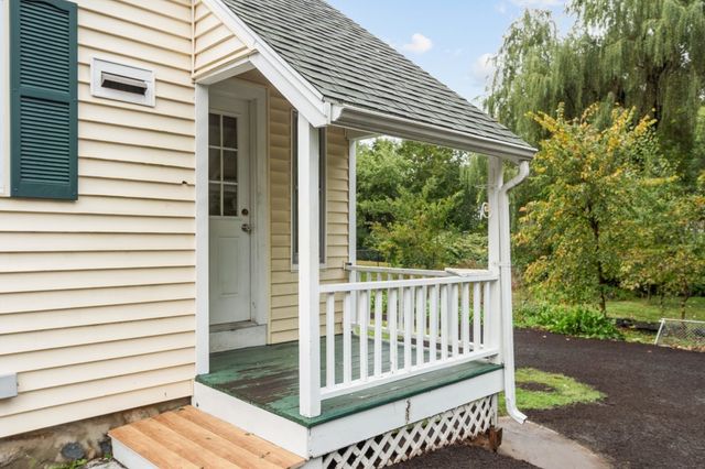 44 Clark St, Wilmington, MA 01887