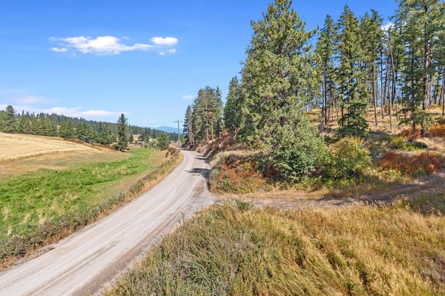 72XX W Bernhill Rd, Spokane, WA 99208