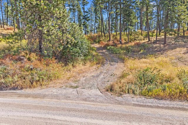 72XX W Bernhill Rd, Spokane, WA 99208