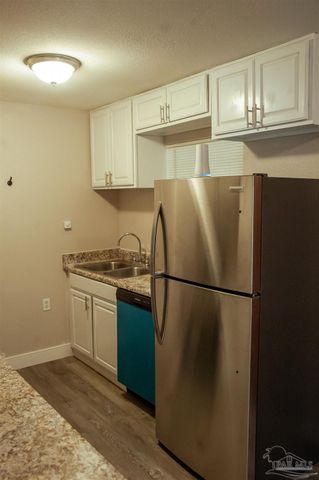 6124 Patricia Ave, Milton, FL 32570