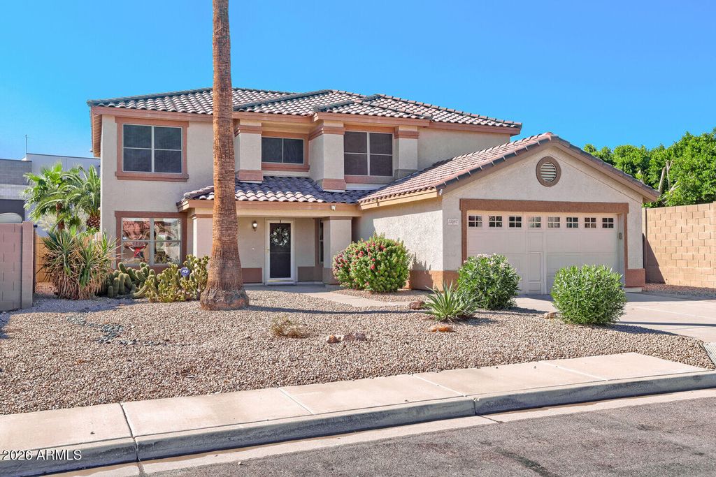 15567 W CROCUS Drive, Surprise, AZ 85379 — exterior