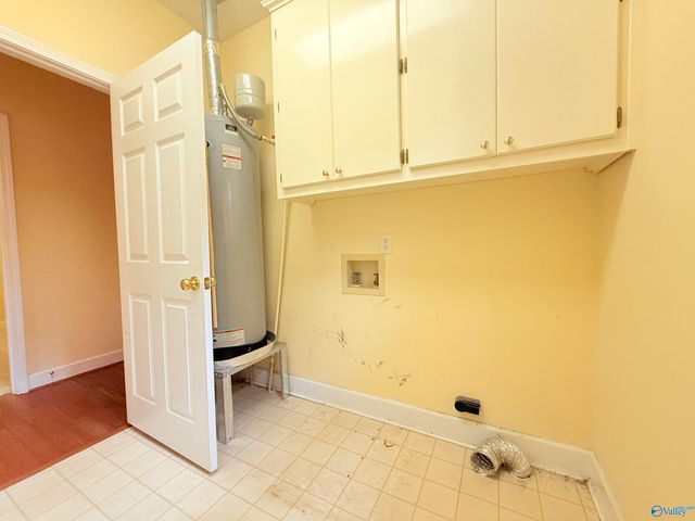 1014 Crestwood Drive, Albertville, AL 35950