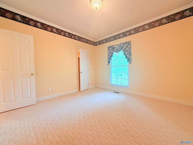 1014 Crestwood Drive, Albertville, AL 35950