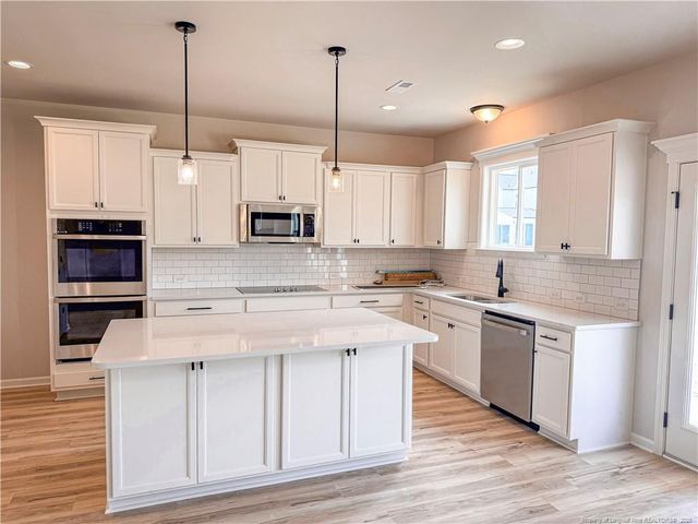 1811 Smith Farm Street, Fayetteville, NC 28306