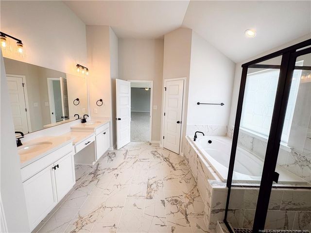 1811 Smith Farm Street, Fayetteville, NC 28306