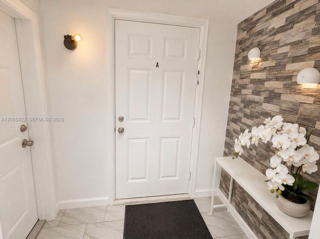 5920 NE 1st Terrace, Fort Lauderdale, FL 33334