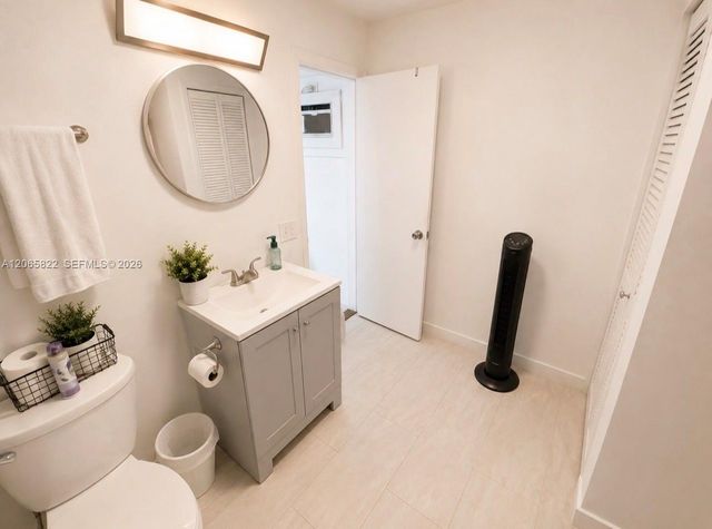 5920 NE 1st Terrace, Fort Lauderdale, FL 33334