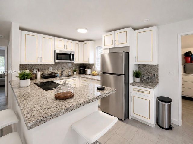 5920 NE 1st Terrace, Fort Lauderdale, FL 33334