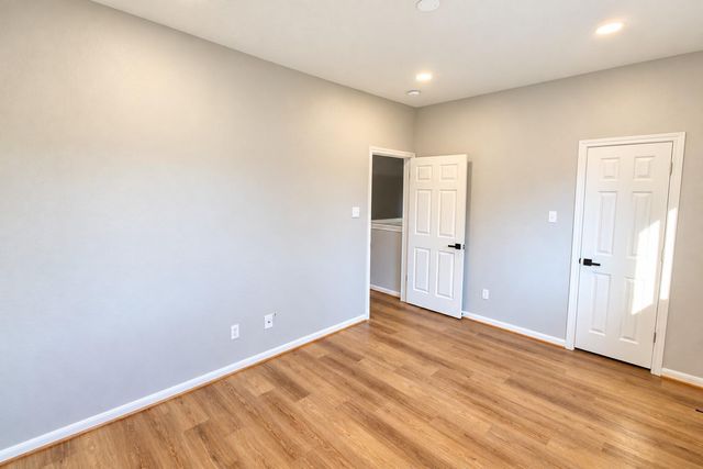 594 Sycamore Drive, Conroe, TX 77302