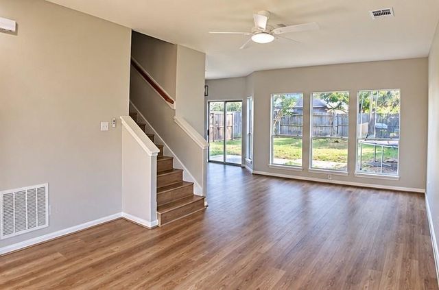 594 Sycamore Drive, Conroe, TX 77302