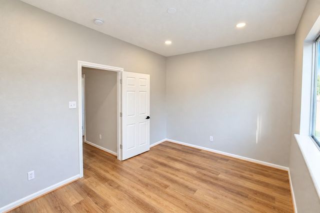 594 Sycamore Drive, Conroe, TX 77302
