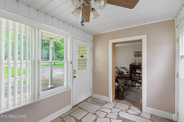 679 N Wright Rd, Alcoa, TN 37701