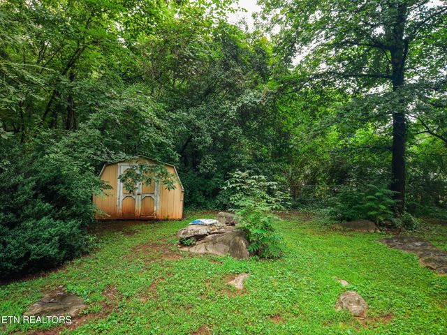 679 N Wright Rd, Alcoa, TN 37701