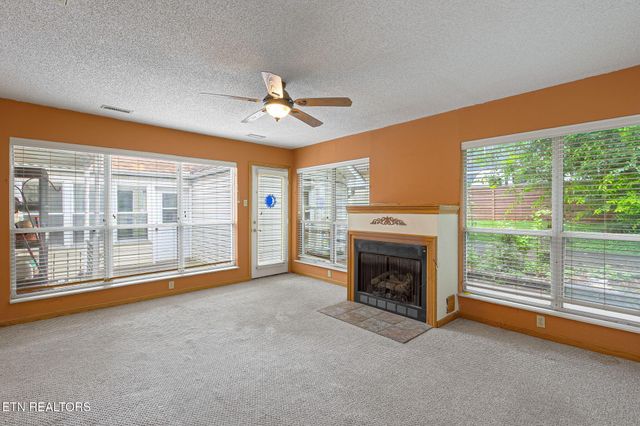 679 N Wright Rd, Alcoa, TN 37701