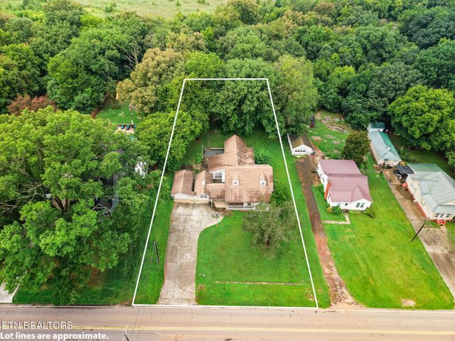 679 N Wright Rd, Alcoa, TN 37701