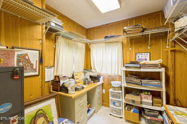 679 N Wright Rd, Alcoa, TN 37701
