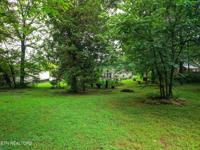 679 N Wright Rd, Alcoa, TN 37701