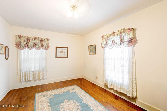 679 N Wright Rd, Alcoa, TN 37701