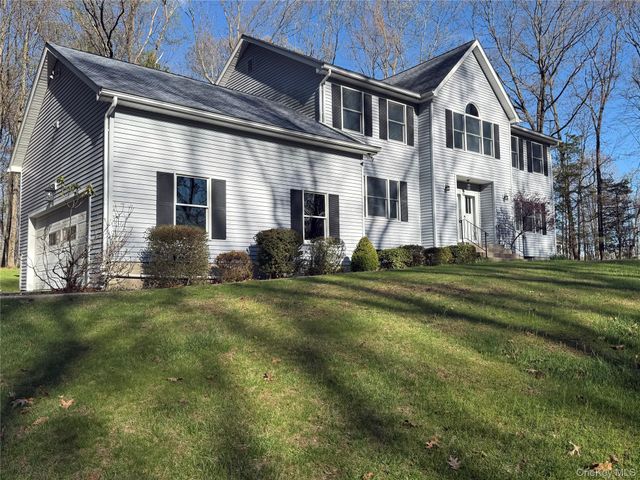14 Indian Hill Road, Warwick, NY 10990