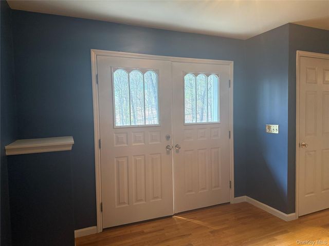 14 Indian Hill Road, Warwick, NY 10990