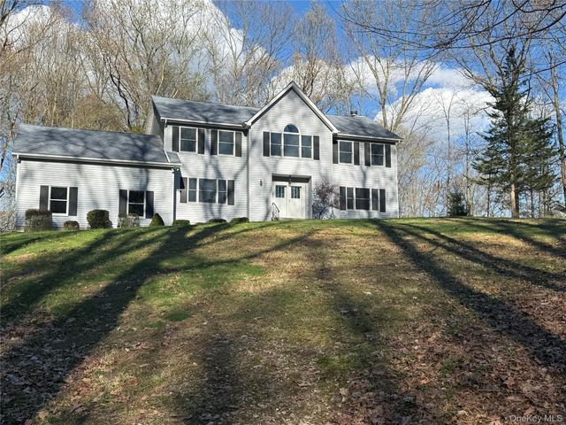 14 Indian Hill Road, Warwick, NY 10990