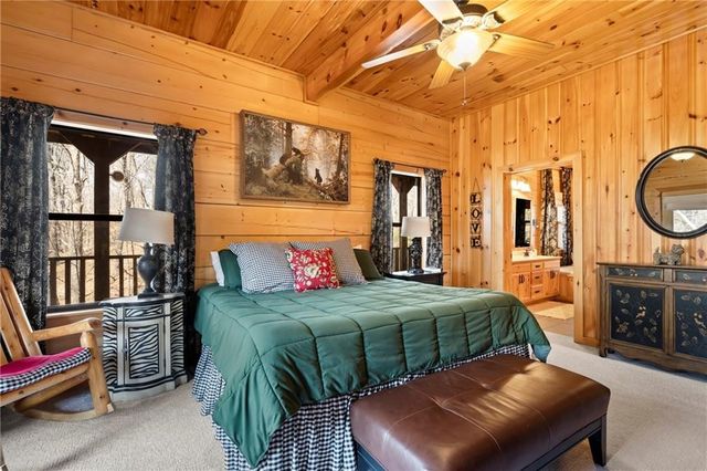 22365 N Log Cabin Drive, Sulphur Springs, AR 72768