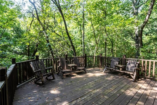 22365 N Log Cabin Drive, Sulphur Springs, AR 72768