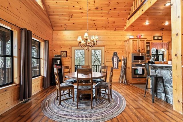 22365 N Log Cabin Drive, Sulphur Springs, AR 72768