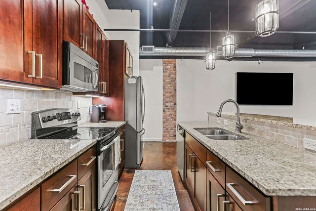 1339 S Flores St Ste 106, San Antonio, TX 78204