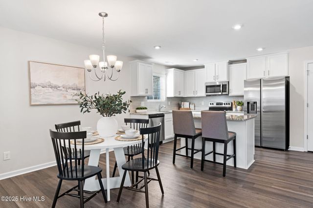 1316 N Fisher King Drive SE, Bolivia, NC 28422