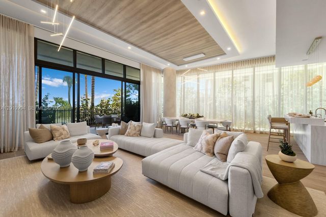 900 N Ocean Boulevard 101, Pompano Beach, FL 33062