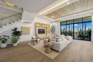 900 N Ocean Boulevard 101, Pompano Beach, FL 33062