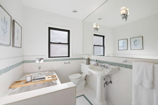 219 29th Avenue, San Mateo, CA 94403
