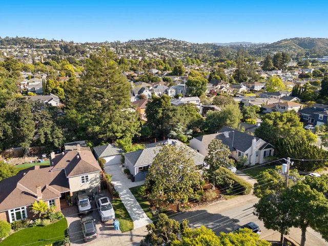 219 29th Avenue, San Mateo, CA 94403