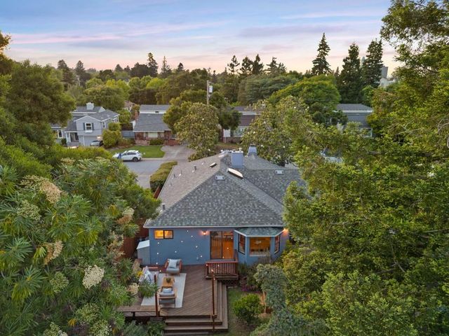 219 29th Avenue, San Mateo, CA 94403