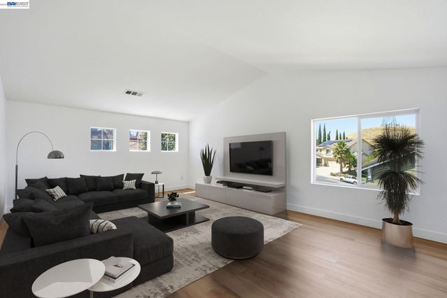 3805 Osprey Dr, Antioch, CA 94509