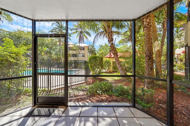 7451 NW 16th Street 108, Plantation, FL 33313